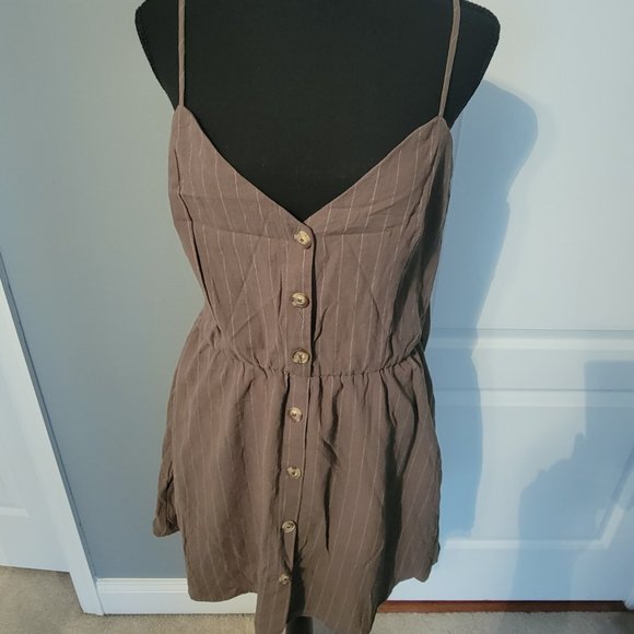 Dresses & Skirts - Dress